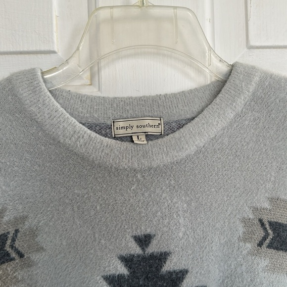 Simply Southern Sweater size large - Picture 3 of 4